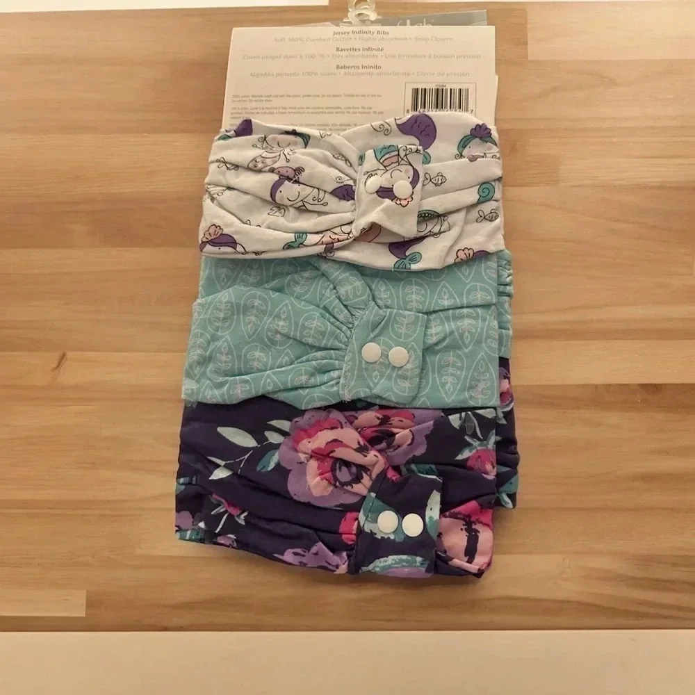 NWT The Baby Unisex Trend Lab® Mermaid Dreamer 3-pack jersey infinity bib